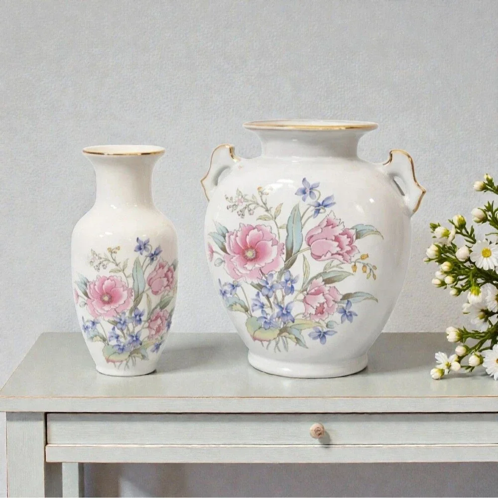 Vintage Japanese Fine‎ China Floral Vases Pair Gold Trim Mid Century Japan